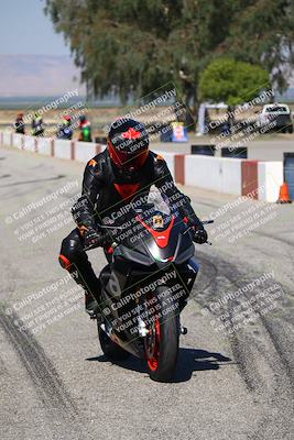 media/Aug-04-2024-TrackDaz (Sun) [[e1ff0814b6]]/Group A/Grid/